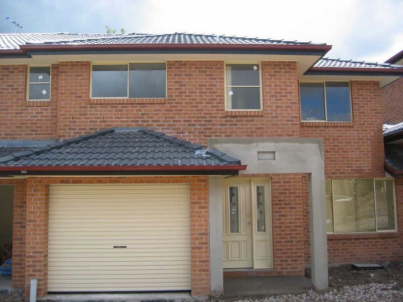 3/45 – 47 Cornelia Road, Toongabbie NSW 2146