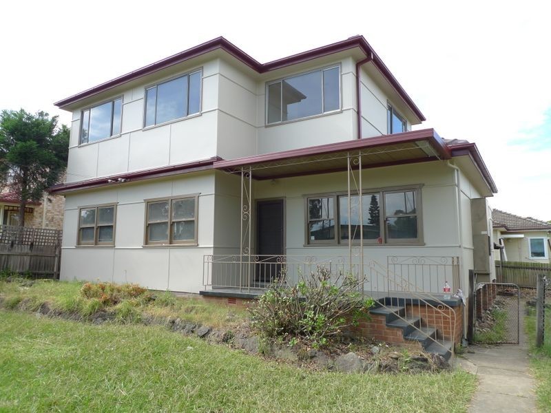 2 Illoca Place, Toongabbie NSW 2146