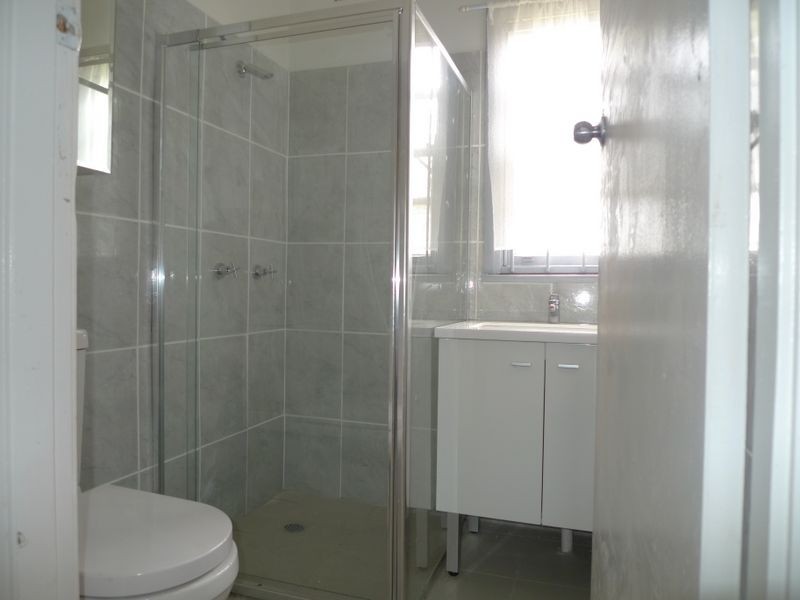 55 Portico pde, Toongabbie NSW 2146