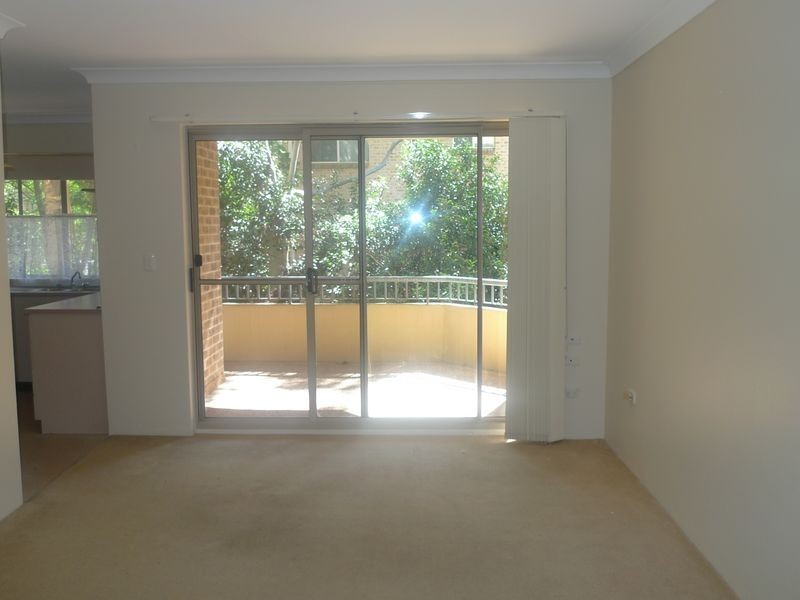 13/235 Targo Rd, Toongabbie NSW 2146