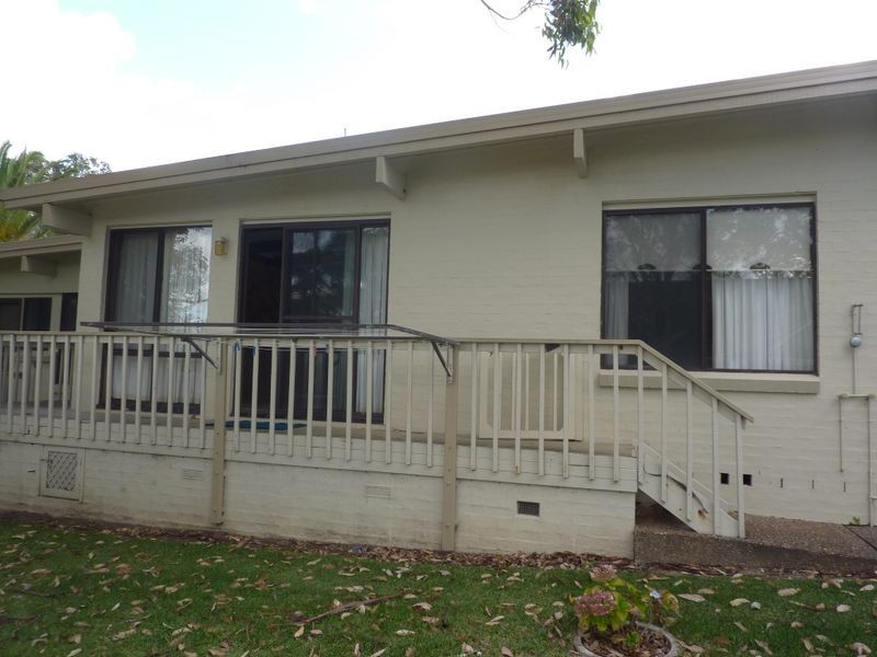 2/81 Clyde Street, Mollymook NSW 2539