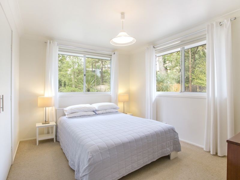 82 Ross Avenue, Narrawallee NSW 2539