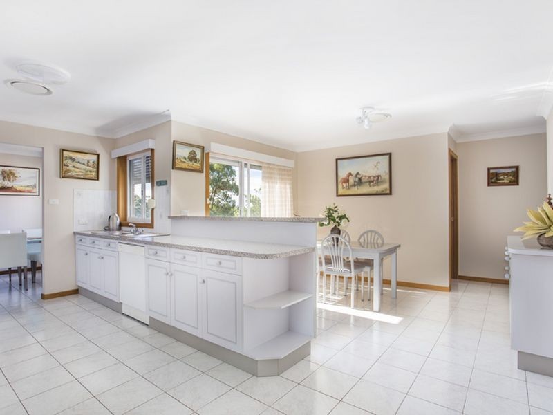 22 Simmons Drive, Ulladulla NSW 2539