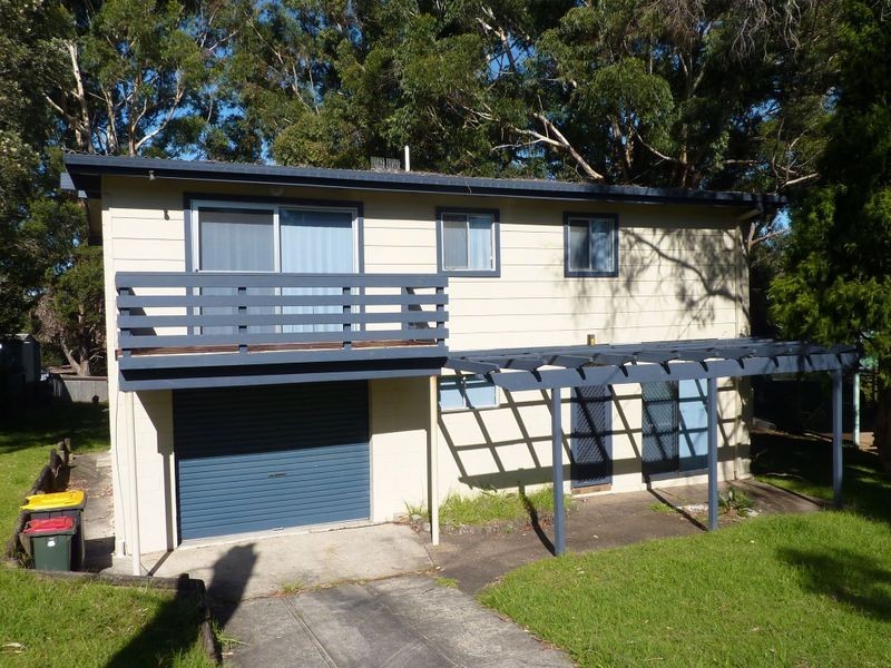 41 Bushland Ave, Mollymook NSW 2539