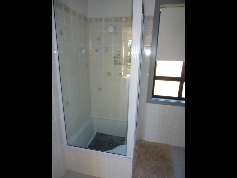 13 Weymouth Dr, Lake Tabourie NSW 2539