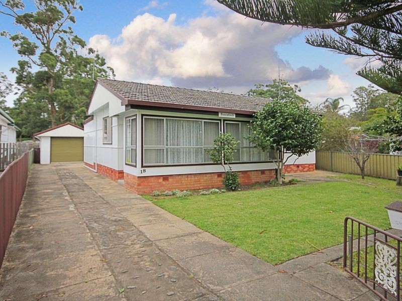 18 George Street, Burrill Lake NSW 2539