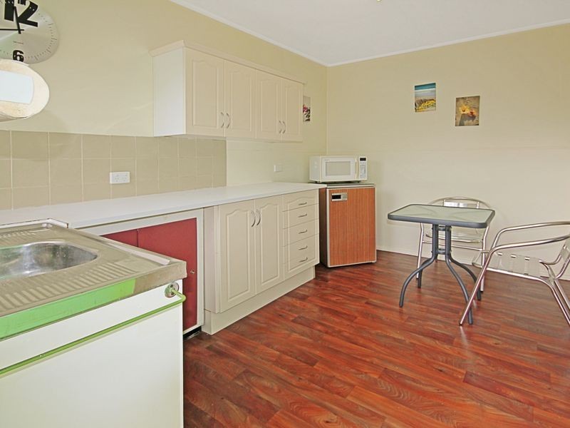 18 George Street, Burrill Lake NSW 2539