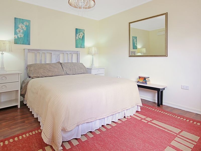 18 George Street, Burrill Lake NSW 2539