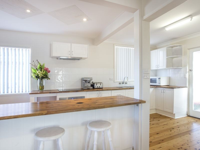 37 Thistleton Drive, Burrill Lake NSW 2539
