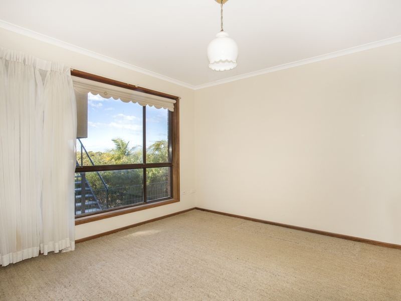29 Canberra Crescent, Burrill Lake NSW 2539
