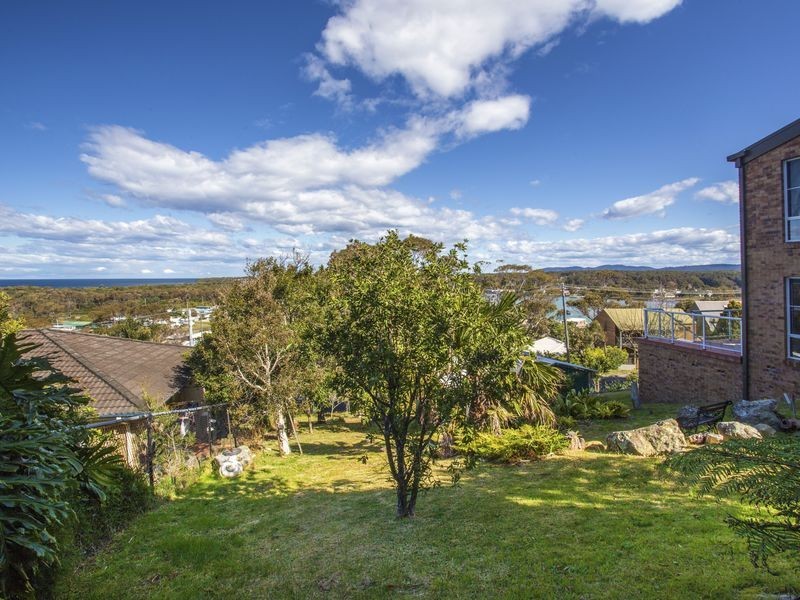 29 Canberra Crescent, Burrill Lake NSW 2539