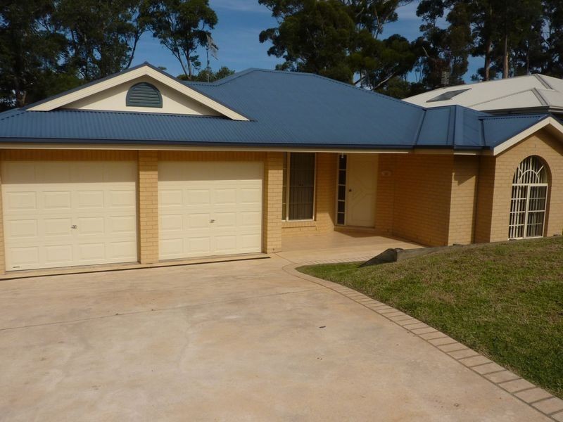 5 Yarrawonga Dr, Mollymook NSW 2539