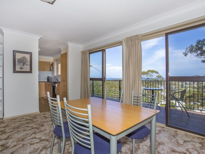 25 Canberra Crescent, Burrill Lake NSW 2539