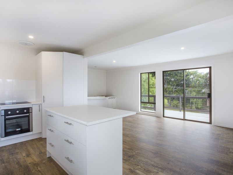 6 Faust Close, Mollymook NSW 2539