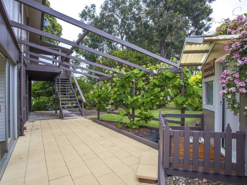 6 Faust Close, Mollymook NSW 2539