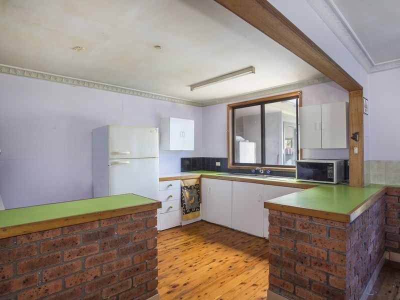 22 Lakeview Drive, Burrill Lake NSW 2539