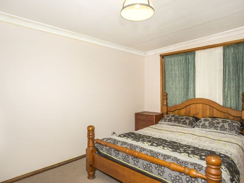22 Lakeview Drive, Burrill Lake NSW 2539