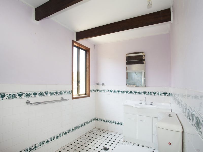22 Lakeview Drive, Burrill Lake NSW 2539