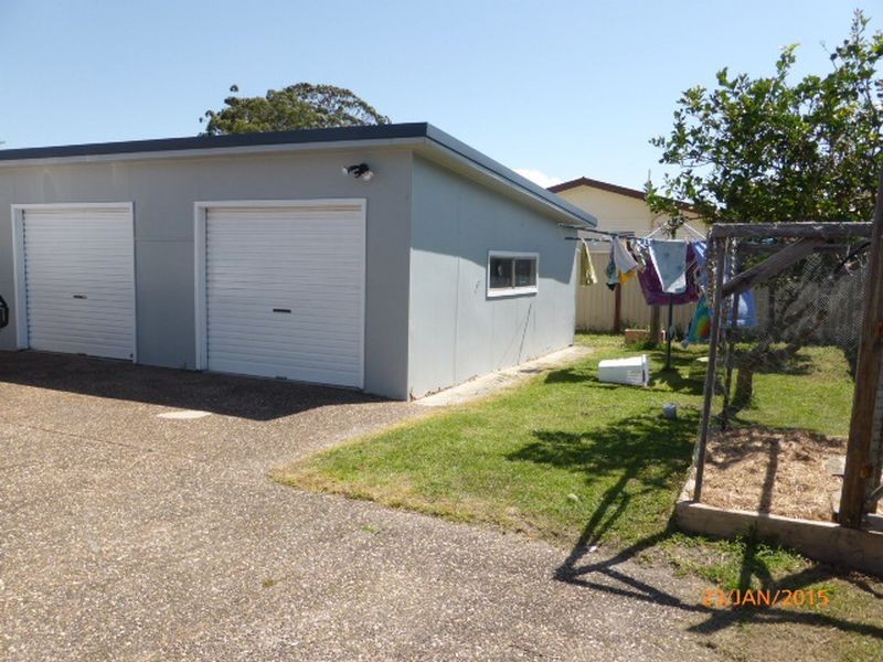 37 Thistleton Drive, Burrill Lake NSW 2539
