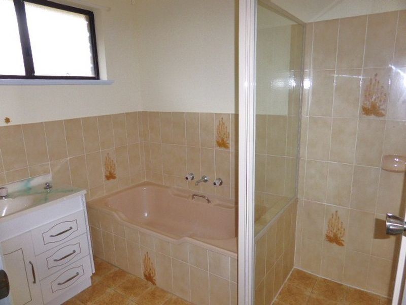 17 Augenaut Ave, Ulladulla NSW 2539