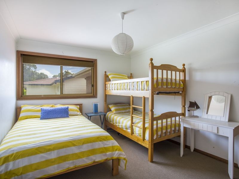 11 Booth Avenue, Narrawallee NSW 2539