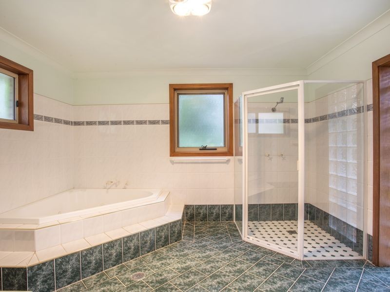 18 Pengana Crescent, Mollymook NSW 2539