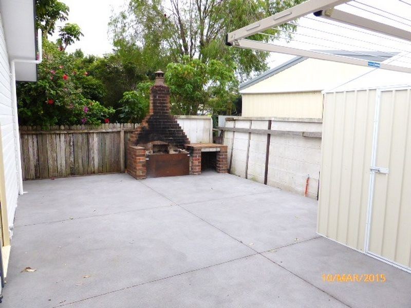 10 Lakeview Drive, Burrill Lake NSW 2539