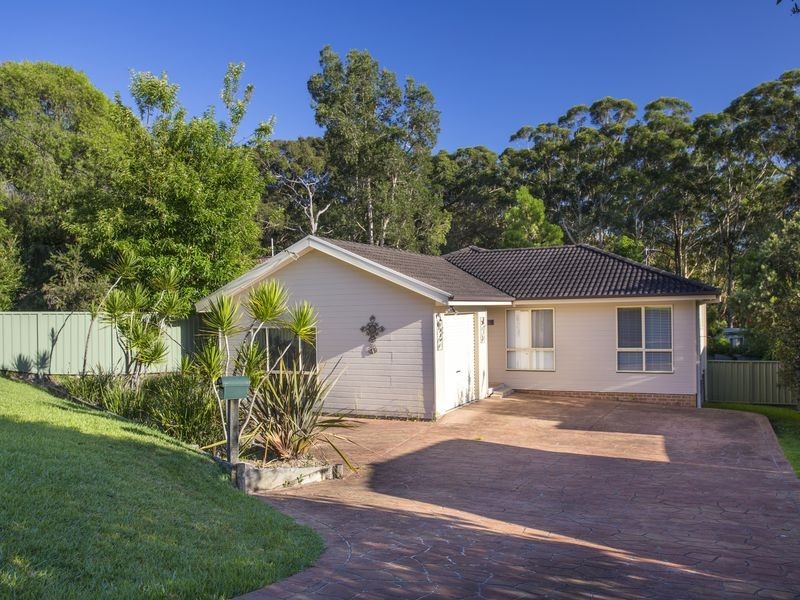 51 Wyoming Ave, Burrill Lake NSW 2539