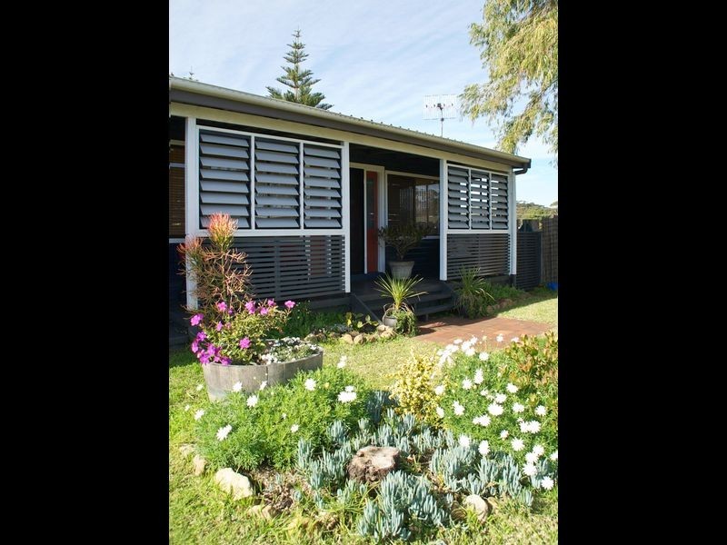 27 McDonald Parade, Burrill Lake NSW 2539