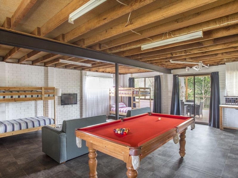 7 Bangalow Street, Narrawallee NSW 2539