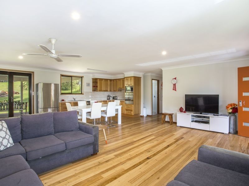 59 Carroll Avenue, Mollymook NSW 2539