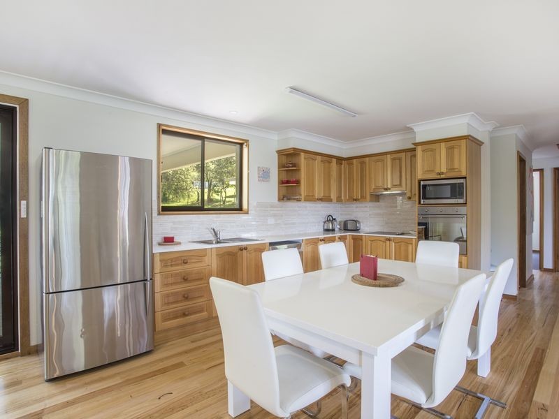 59 Carroll Avenue, Mollymook NSW 2539