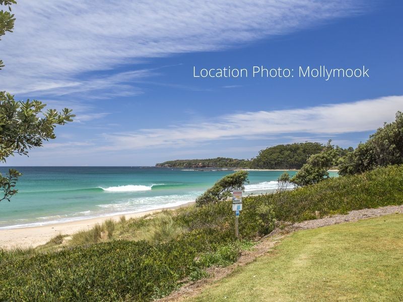 59 Carroll Avenue, Mollymook NSW 2539