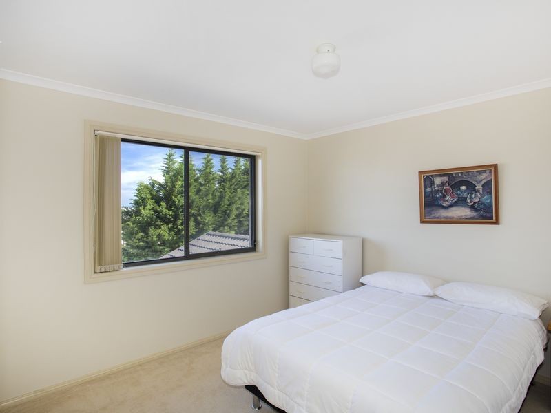 2/11 Witherington Avenue, Ulladulla NSW 2539