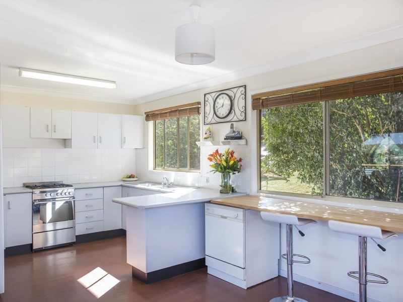 34 Pengana Crescent, Mollymook NSW 2539