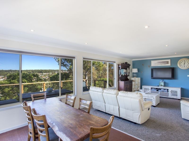 34 Pengana Crescent, Mollymook NSW 2539