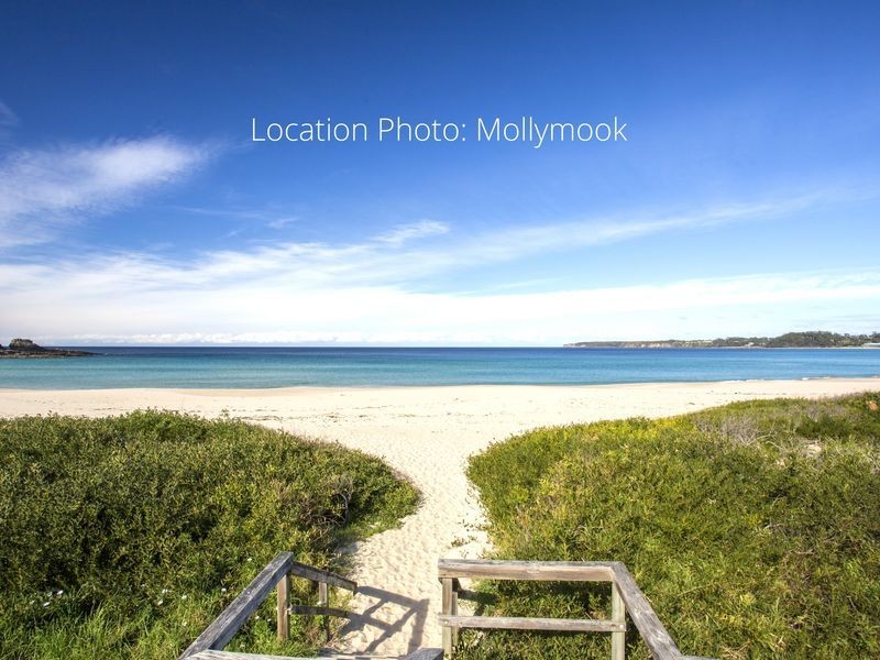 34 Pengana Crescent, Mollymook NSW 2539