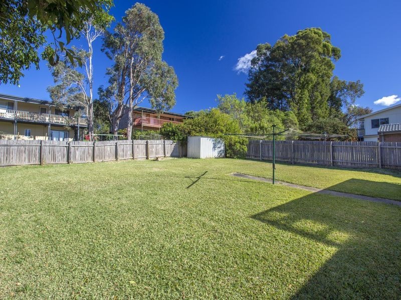 11 Woodglen Crescent, Mollymook NSW 2539