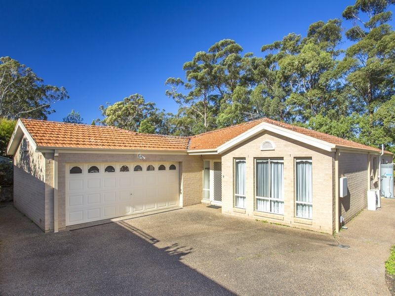 9 Combe Drive, Mollymook NSW 2539