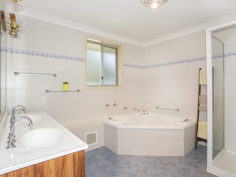 14 The Quarterdeck, Lake Conjola NSW 2539