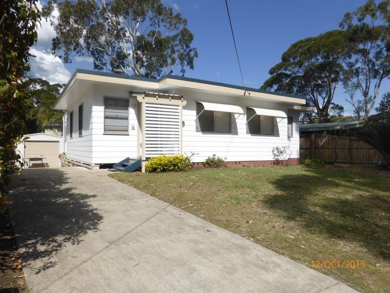 24 Bangalow St, Narrawallee NSW 2539