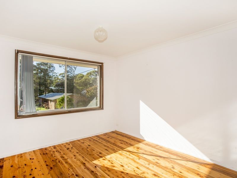11 Woodglen Crescent, Mollymook NSW 2539