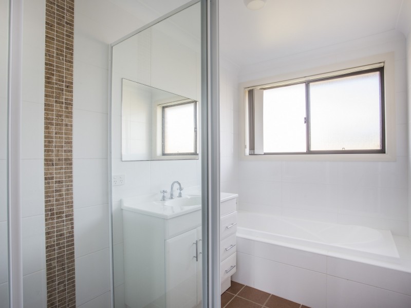 30 Royal Mantle Drive, Ulladulla NSW 2539