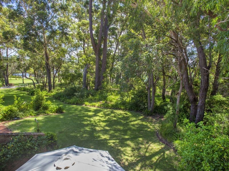 6/1 Riversdale Avenue, Mollymook NSW 2539