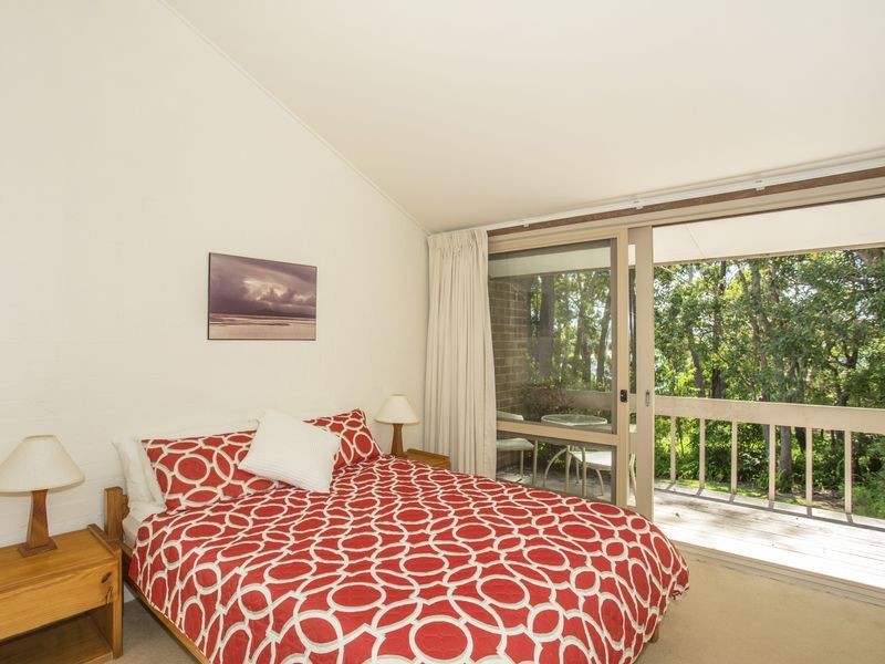 6/1 Riversdale Avenue, Mollymook NSW 2539