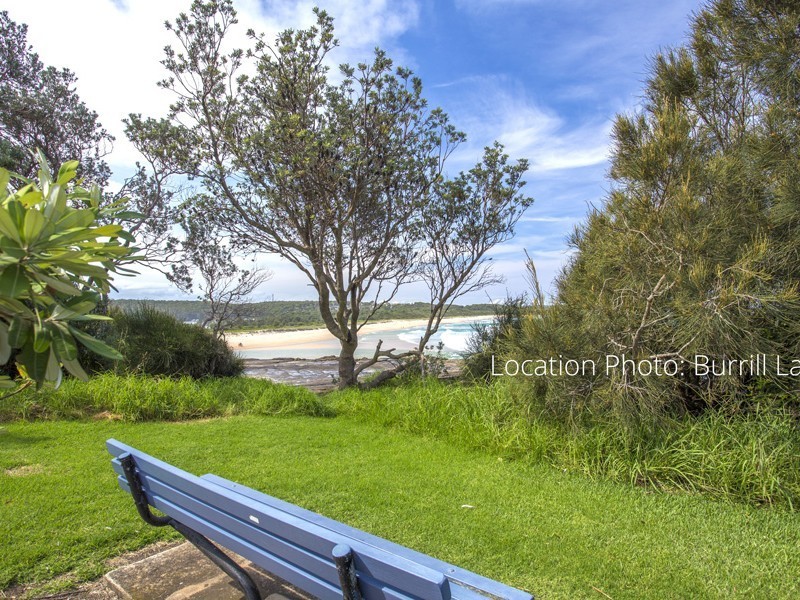33 Seaside Parade, Dolphin Point NSW 2539