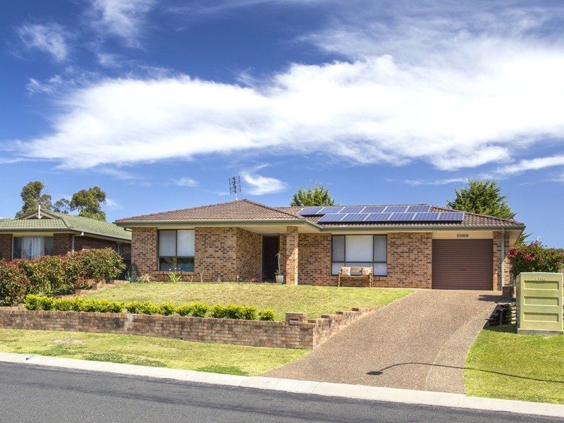 16 Golden Wattle Drive, Ulladulla NSW 2539