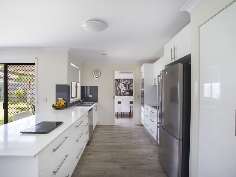 16 Golden Wattle Drive, Ulladulla NSW 2539