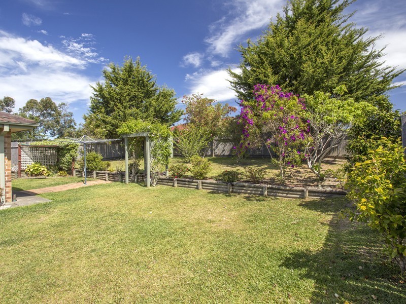 16 Golden Wattle Drive, Ulladulla NSW 2539