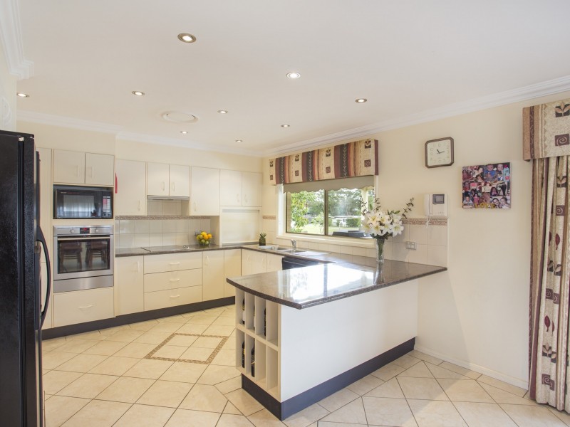 15 Carroll Avenue, Lake Conjola NSW 2539